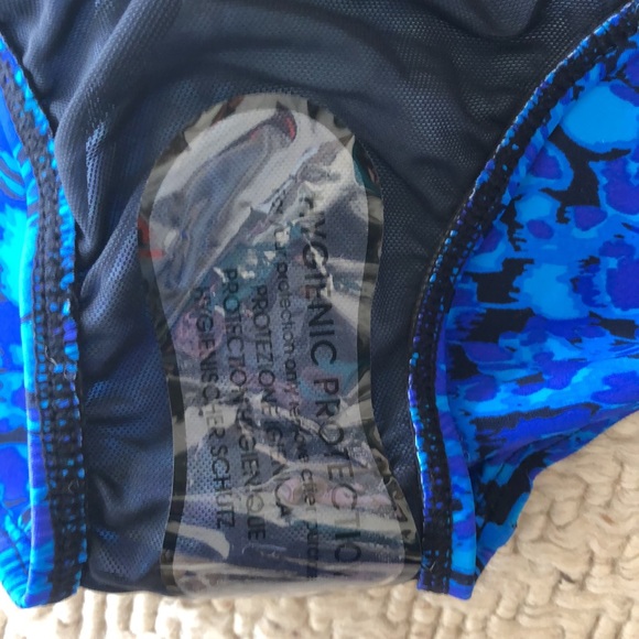 NWT Beach Belle modest tummy control swim suit - Picture 10 of 12